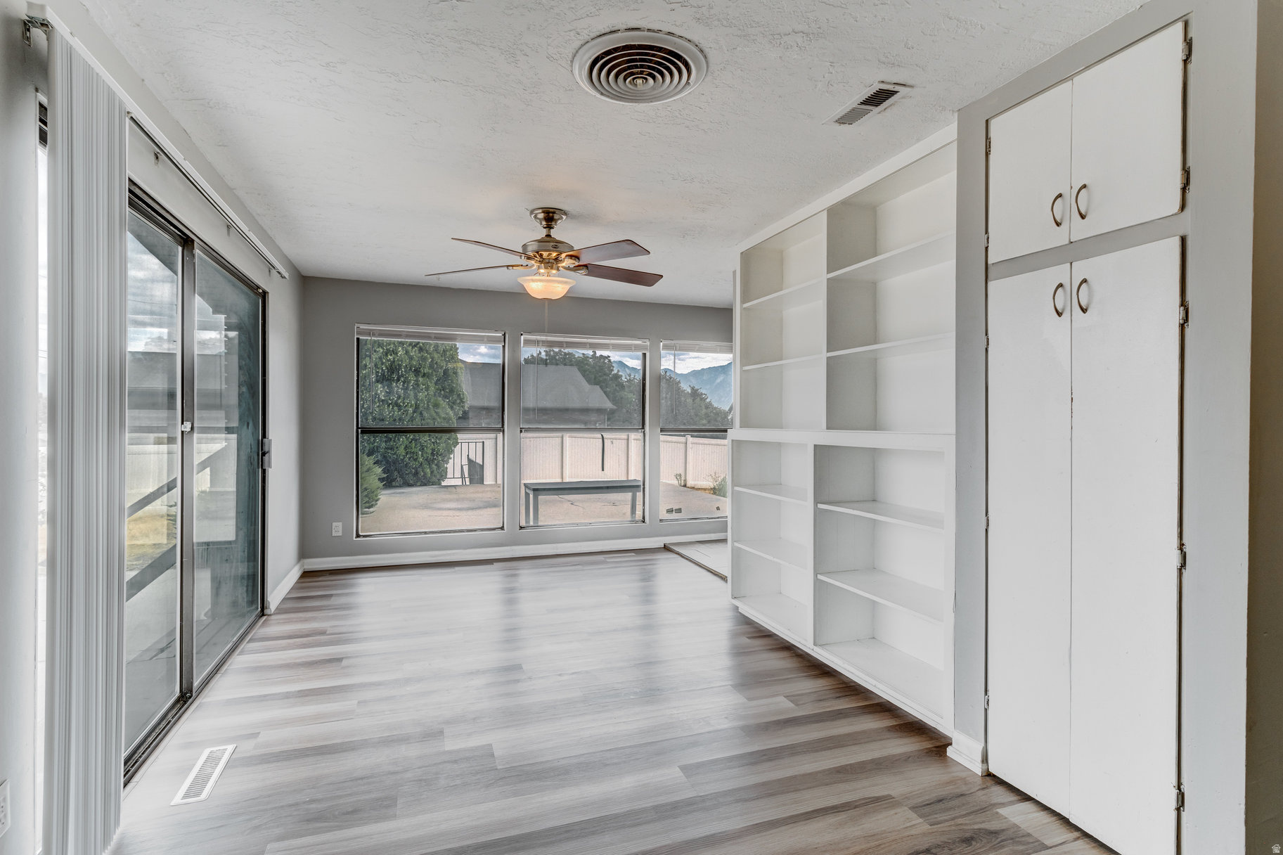 DANSIE - Residential