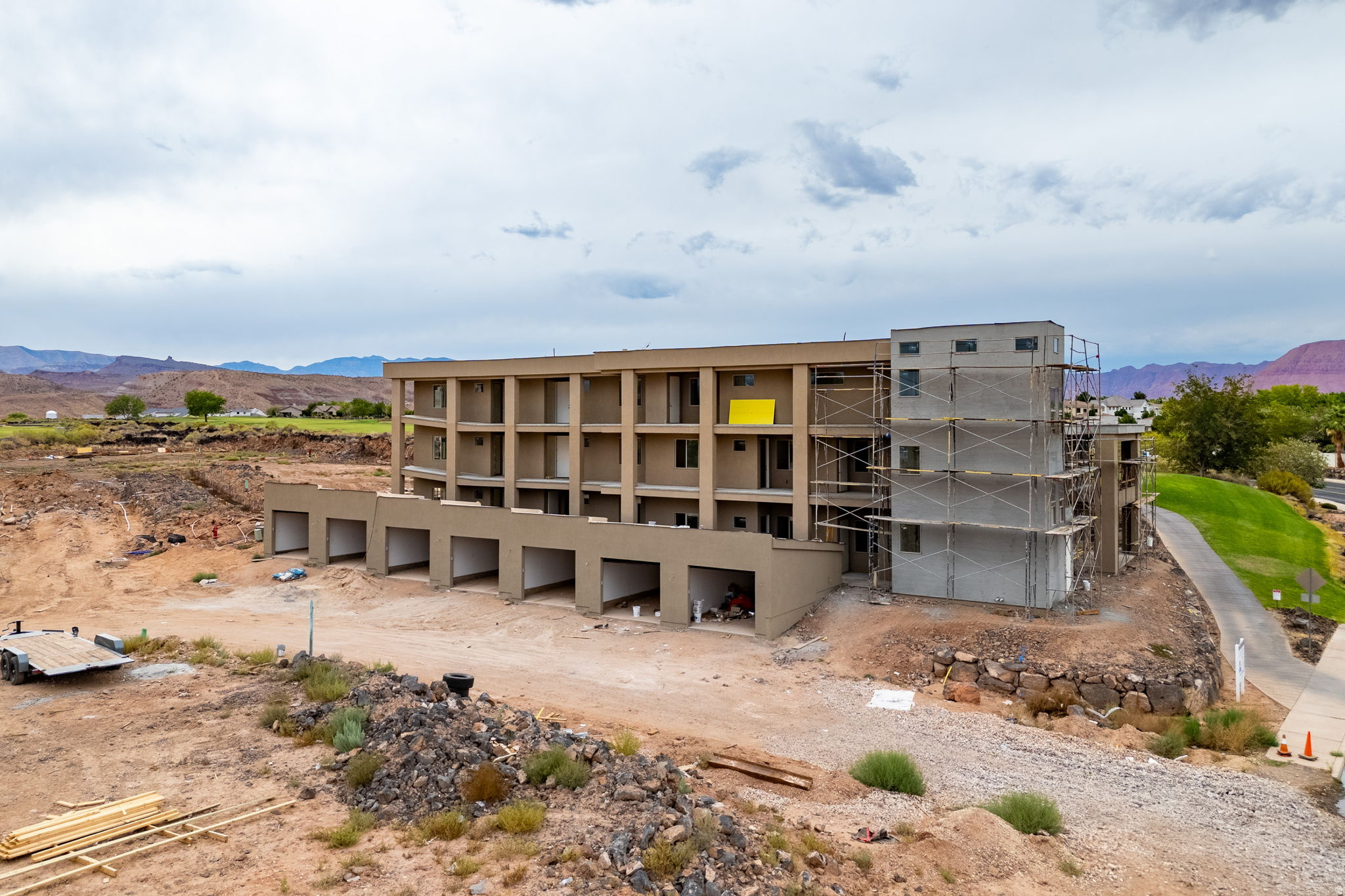 SIENNA PARK CONDOS - Residential