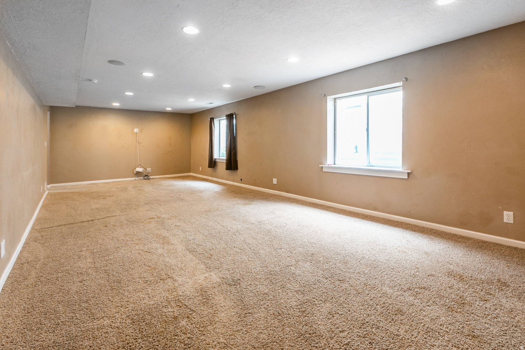 OAKS AT JORDAN HILLS VILLAGES PHASE 12 - Residential