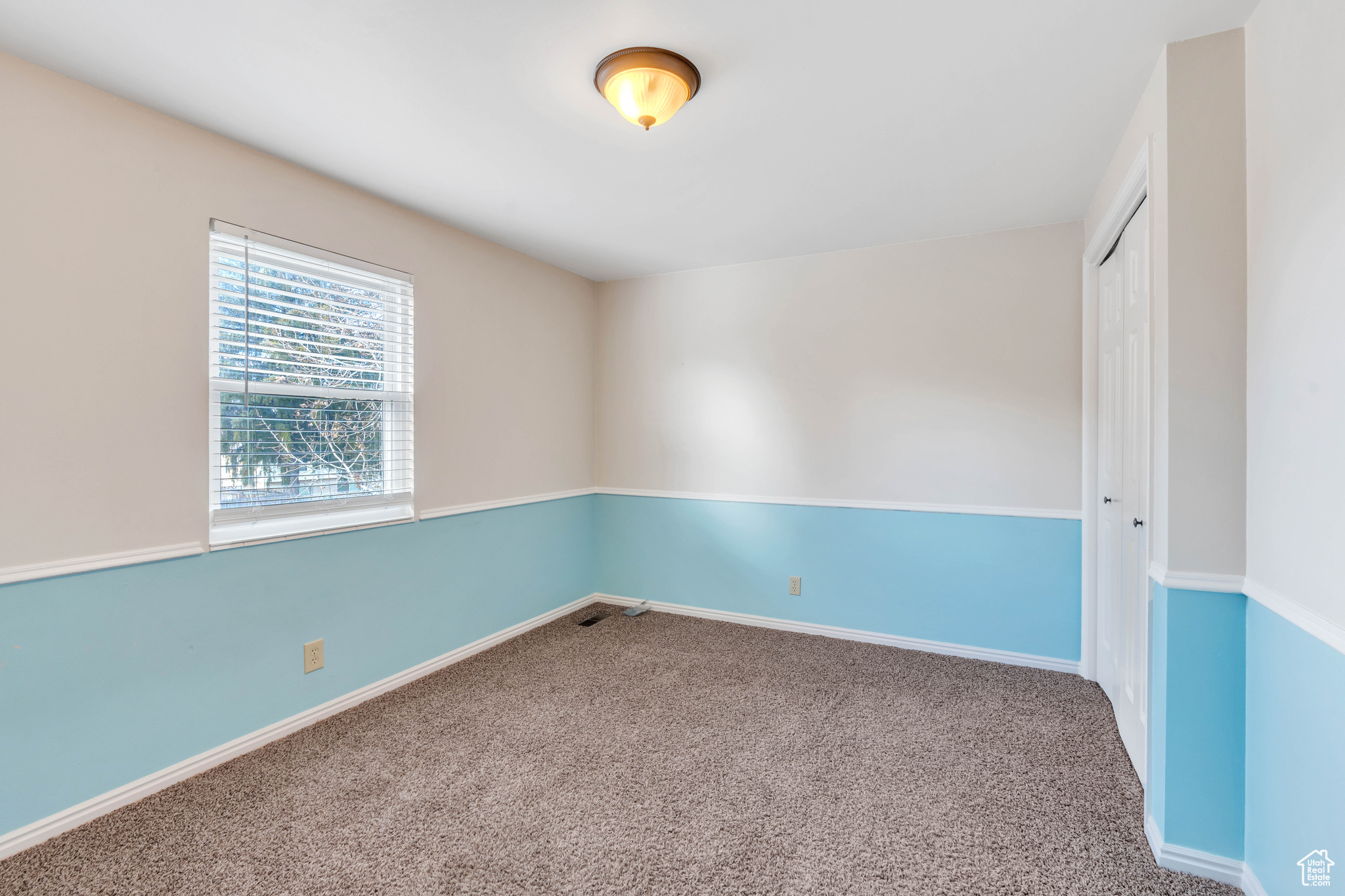 Orem, Utah 84057, United States, 5 Bedrooms Bedrooms, ,2 BathroomsBathrooms,Residential,Pending,30575