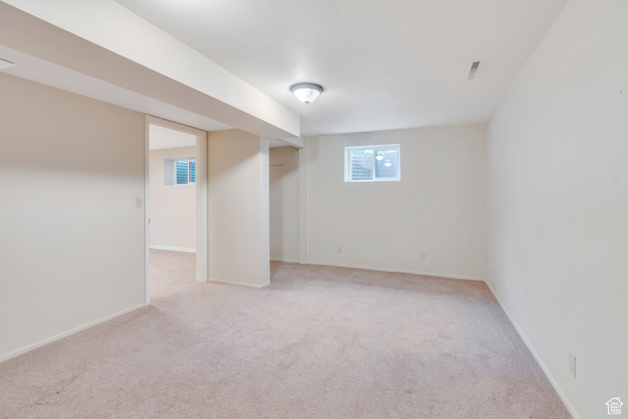 Orem, Utah 84057, United States, 5 Bedrooms Bedrooms, ,2 BathroomsBathrooms,Residential,Pending,30575