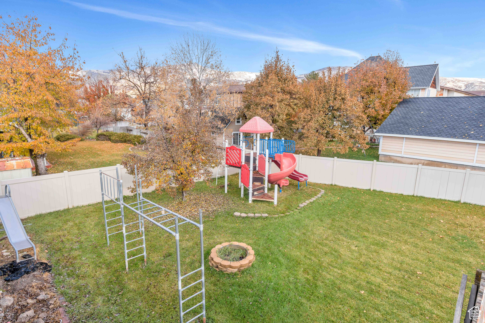 Orem, Utah 84057, United States, 5 Bedrooms Bedrooms, ,2 BathroomsBathrooms,Residential,Pending,30575