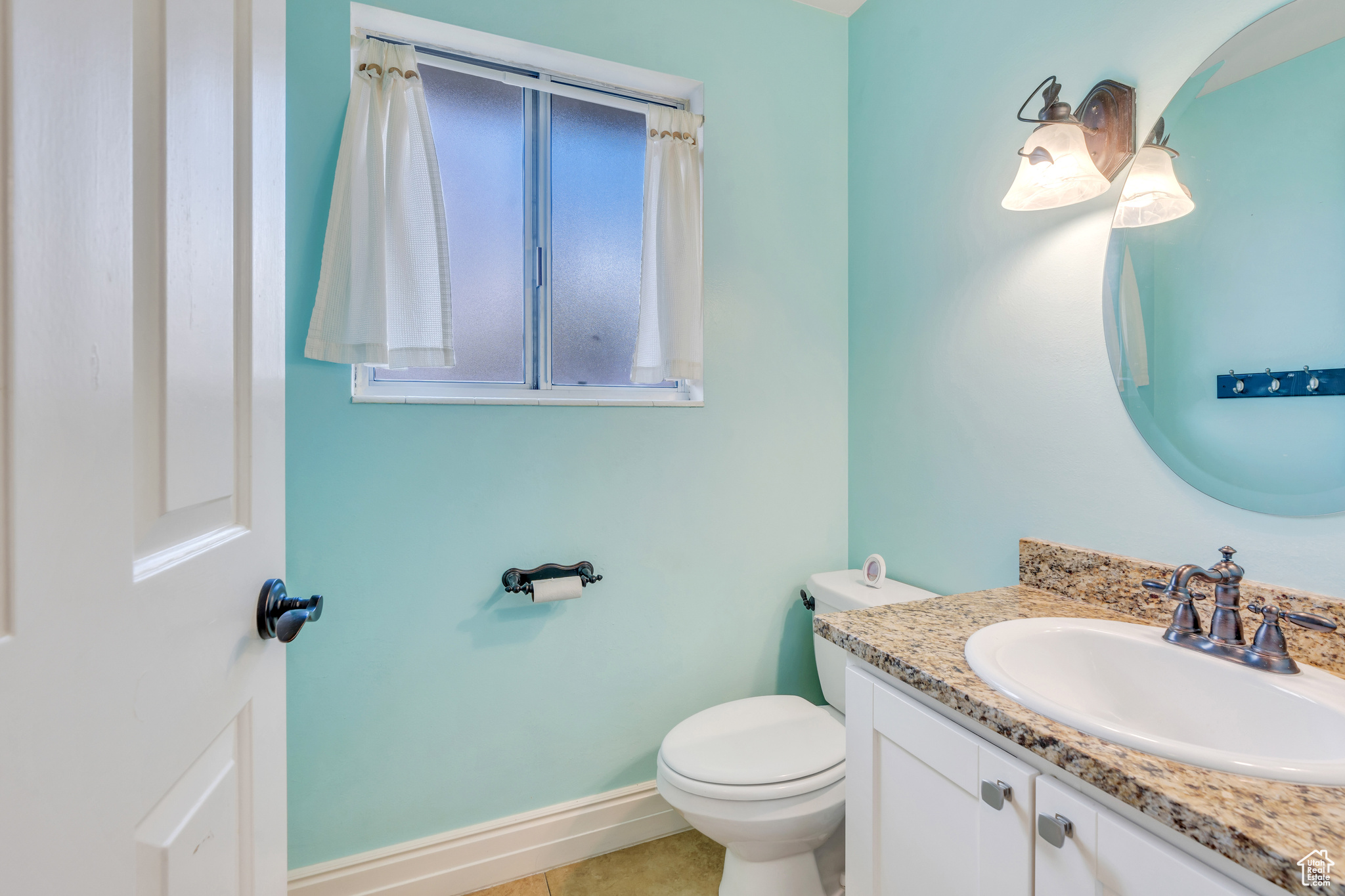 Orem, Utah 84057, United States, 5 Bedrooms Bedrooms, ,2 BathroomsBathrooms,Residential,Pending,30575