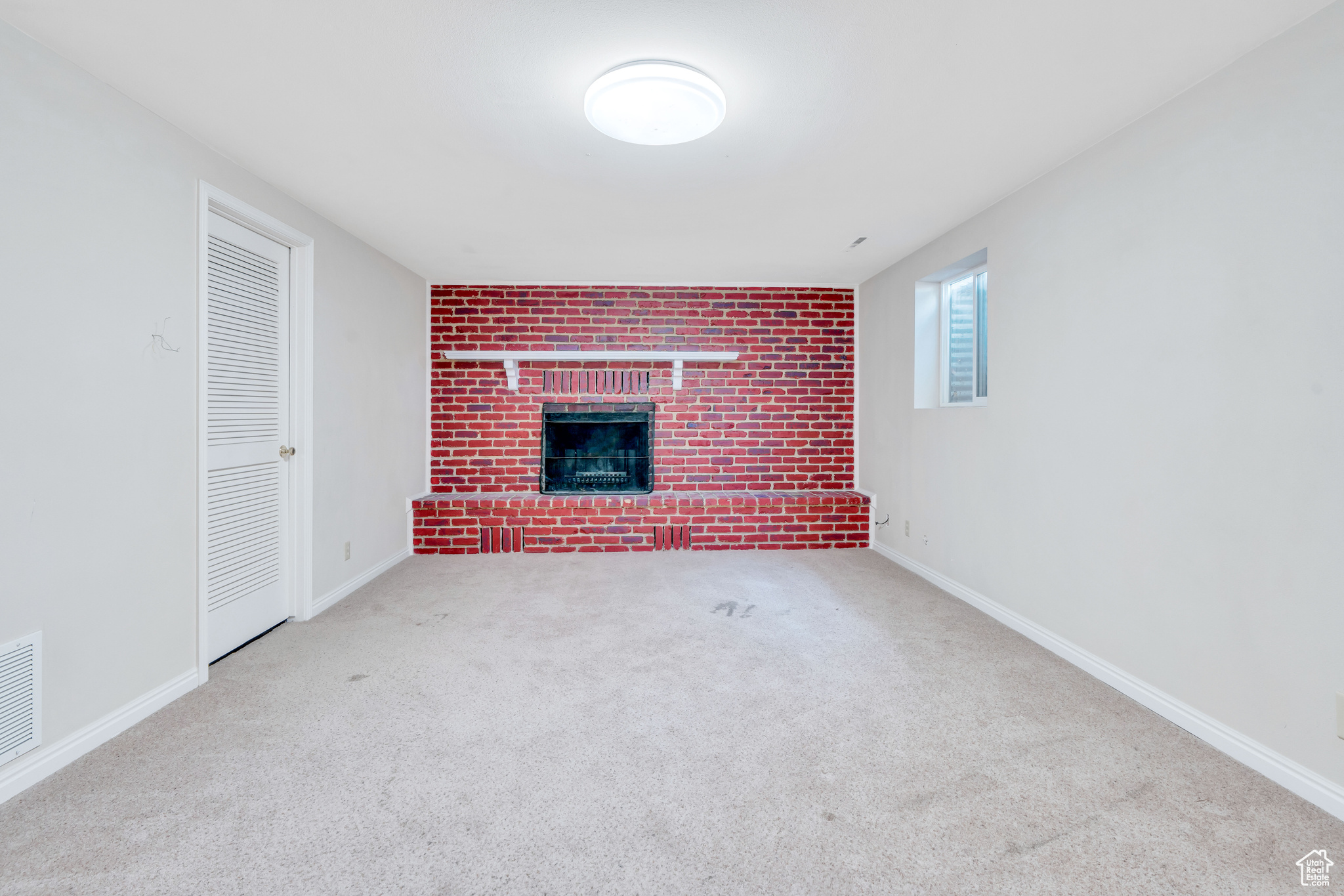 Orem, Utah 84057, United States, 5 Bedrooms Bedrooms, ,2 BathroomsBathrooms,Residential,Pending,30575