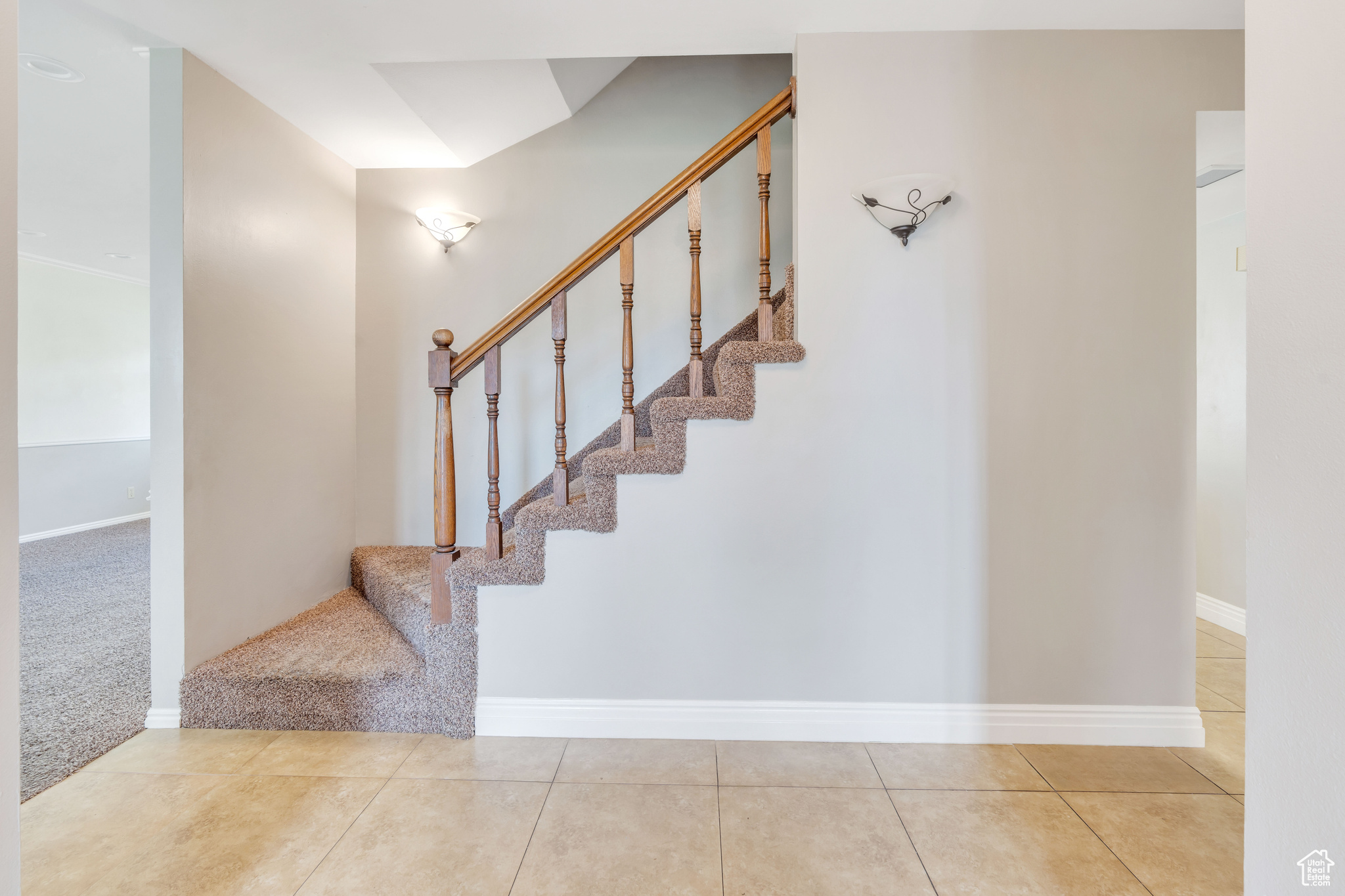 Orem, Utah 84057, United States, 5 Bedrooms Bedrooms, ,2 BathroomsBathrooms,Residential,Pending,30575