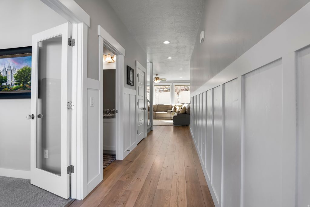 Photo of 583 W DEER MEADOW DR, Saratoga Springs, UT 84045 (MLS # 2135097)