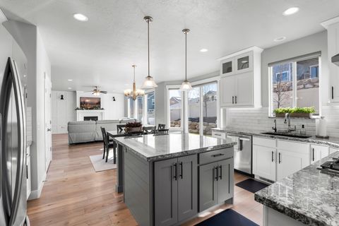 Tiny photo for 583 W DEER MEADOW DR, Saratoga Springs, UT 84045 (MLS # 2135097)