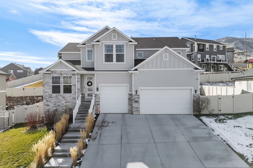 Photo of 583 W DEER MEADOW DR, Saratoga Springs, UT 84045 (MLS # 2135097)