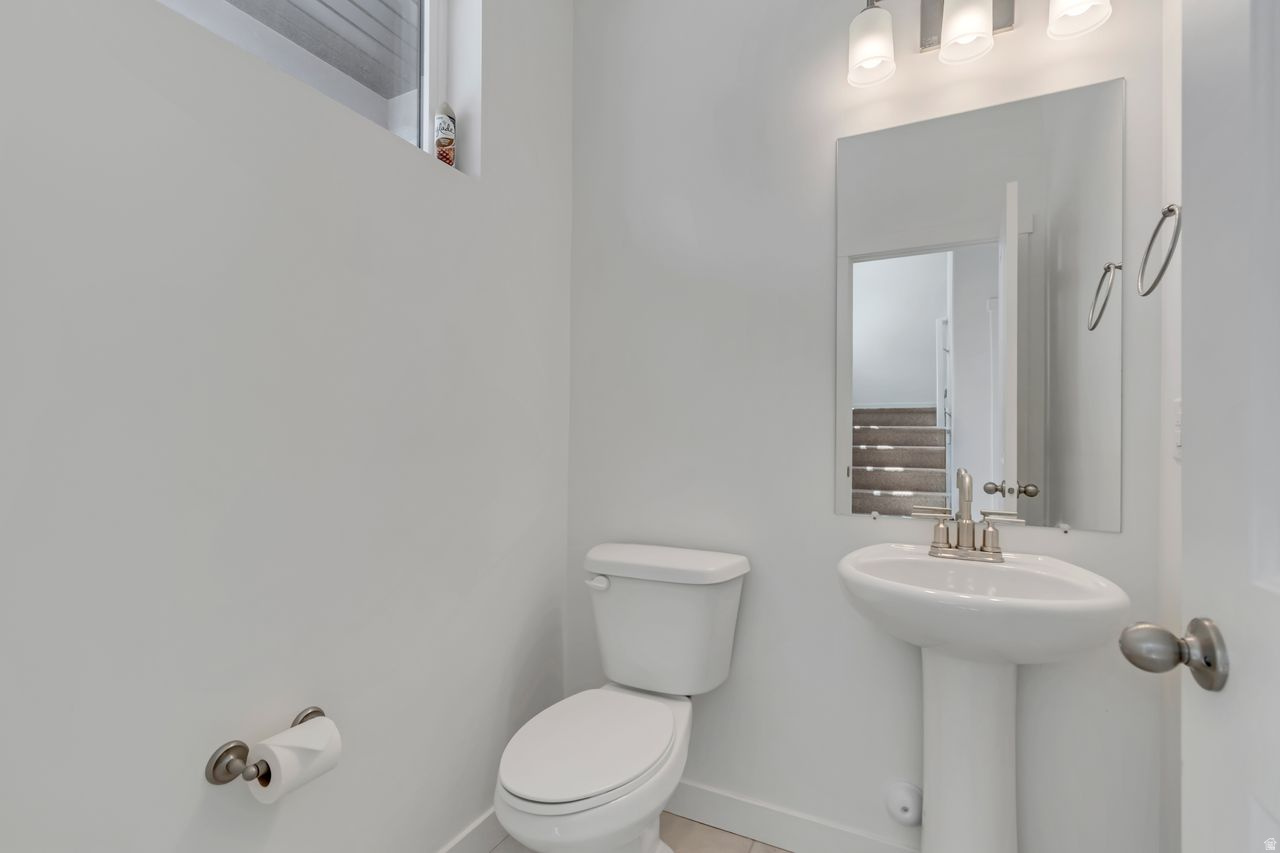 LAKESHORE LANDING - Residential