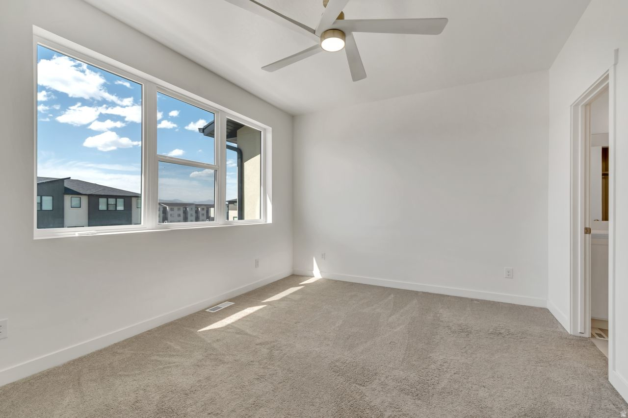 LAKESHORE LANDING - Residential