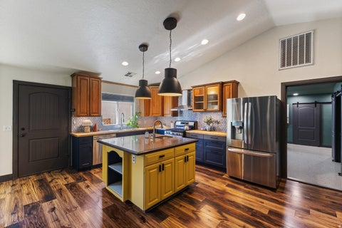 Tiny photo for 443 W 300 N, Saint George, UT 84770 (MLS # 2180474)