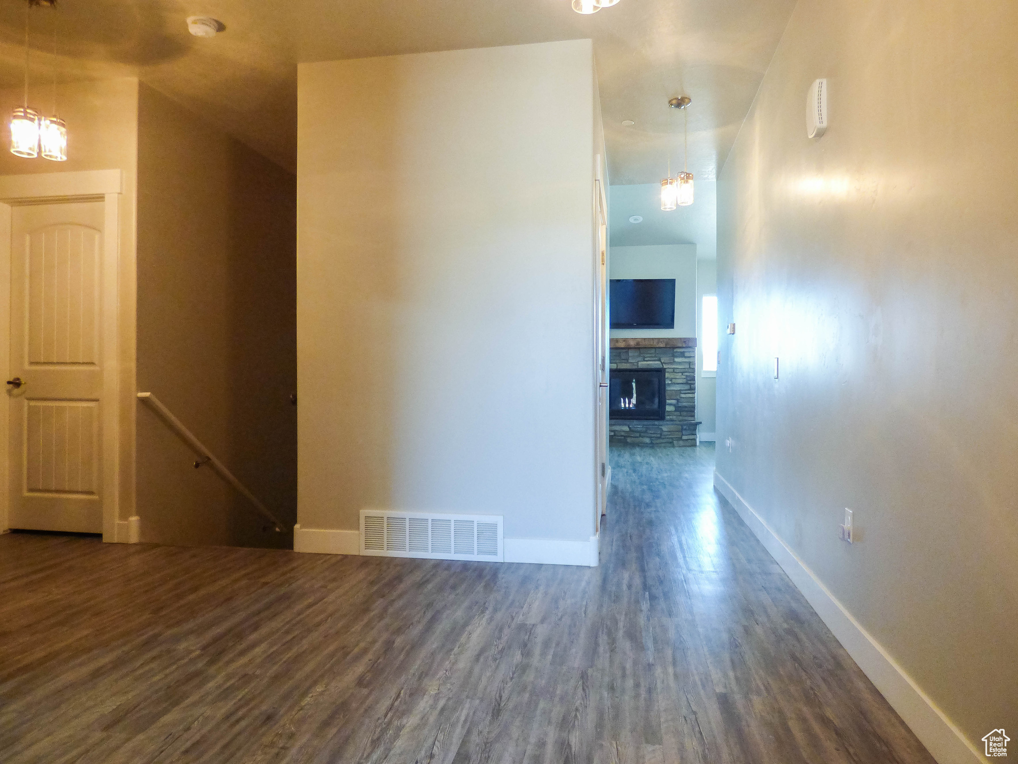 EAGLES LANDING - Residential