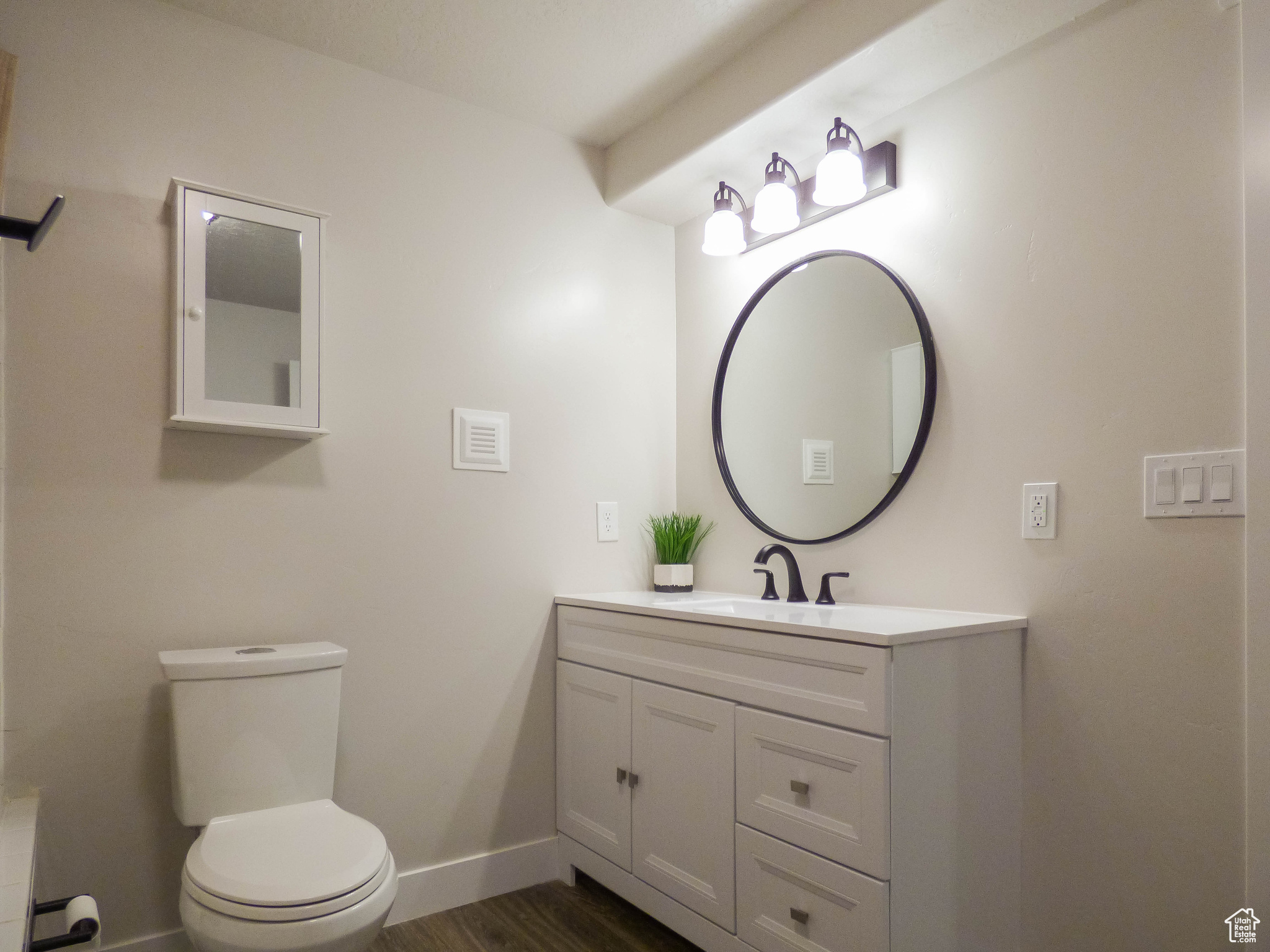 EAGLES LANDING - Residential