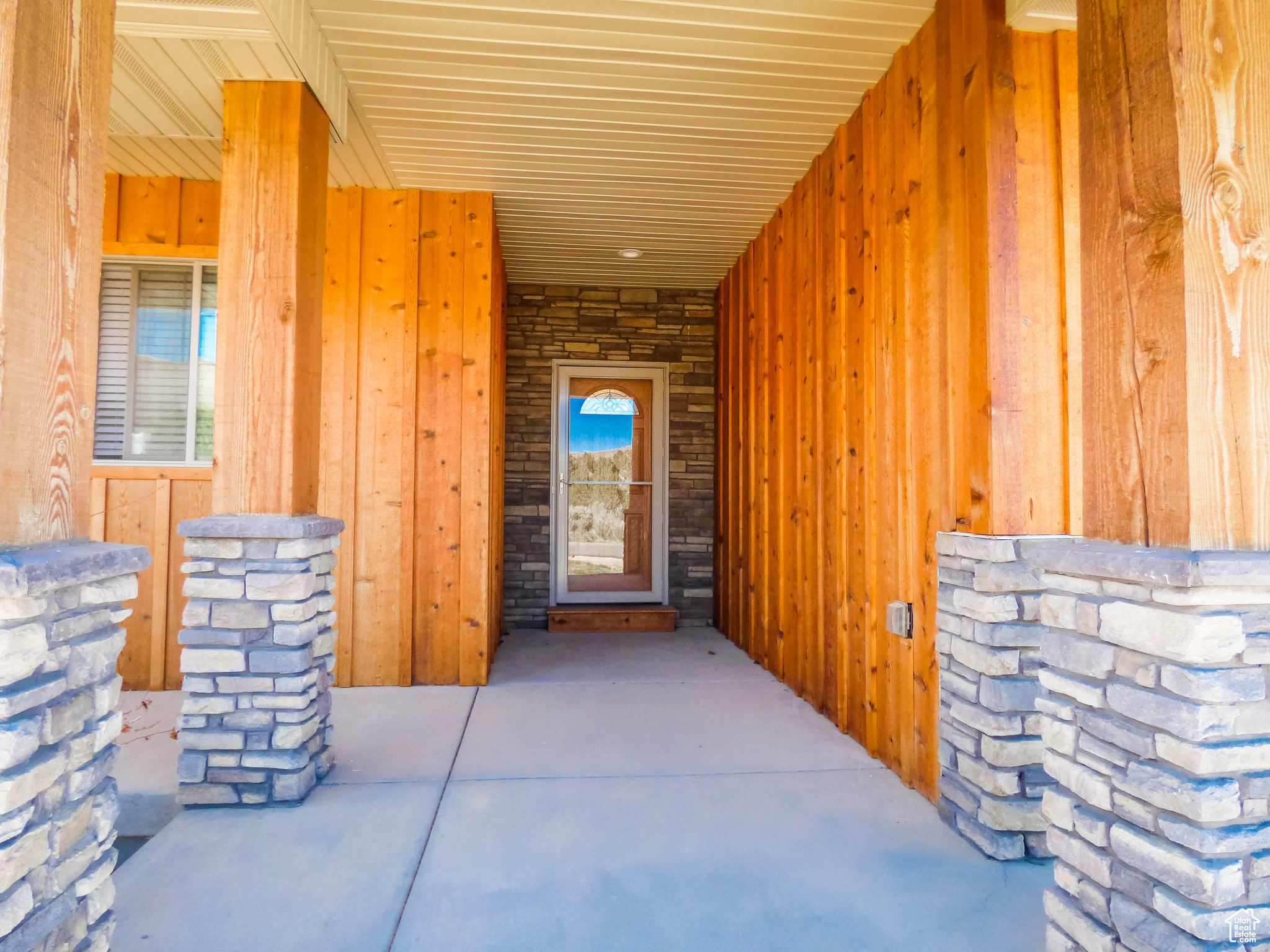 EAGLES LANDING - Residential