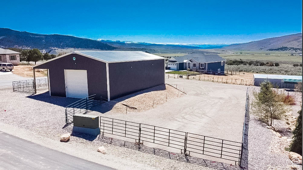 EAGLES LANDING - Residential