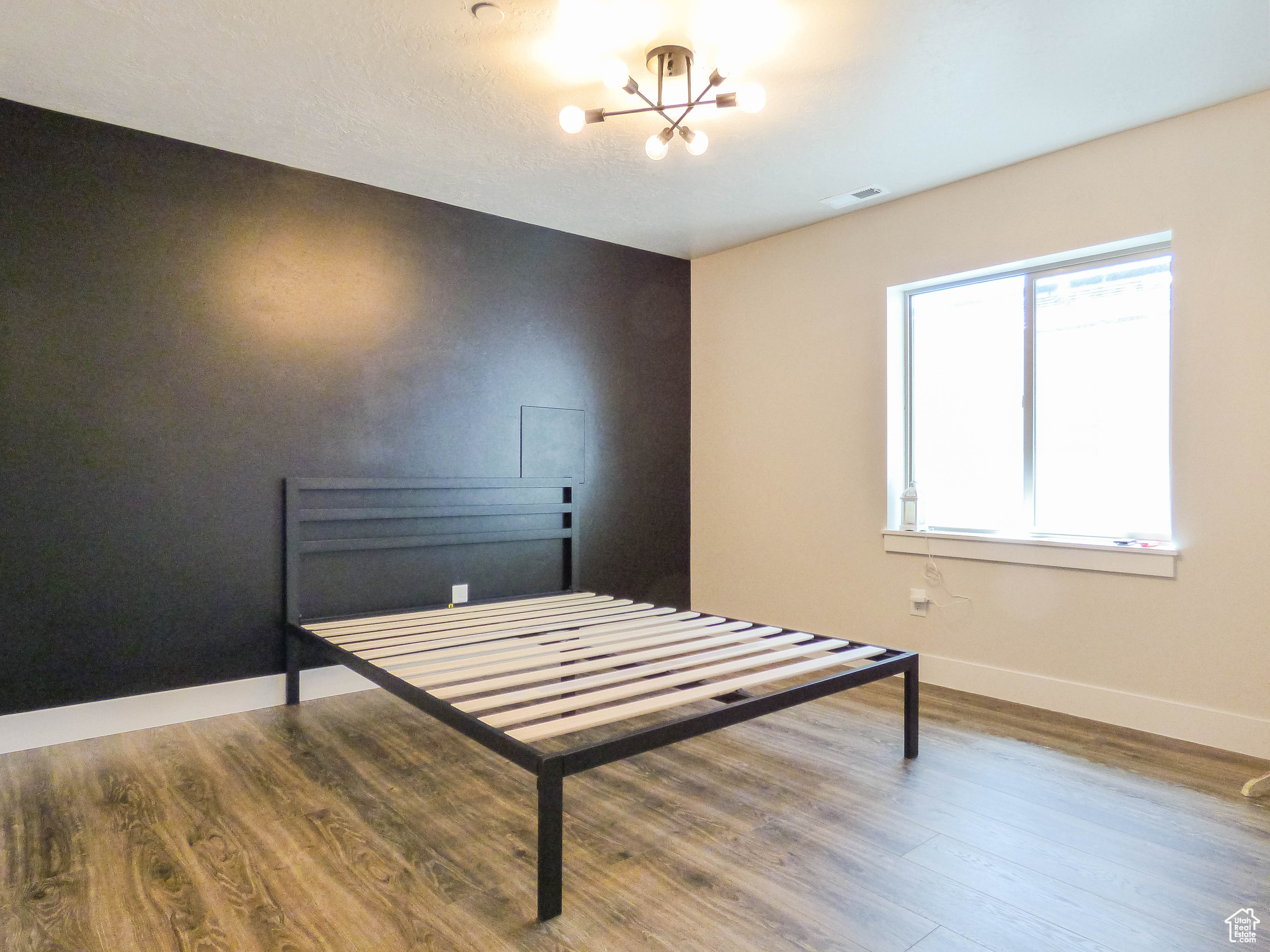 EAGLES LANDING - Residential