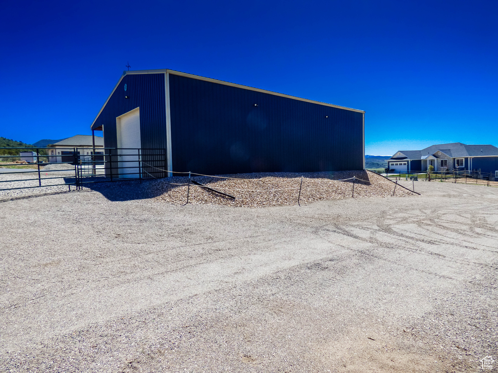 EAGLES LANDING - Residential