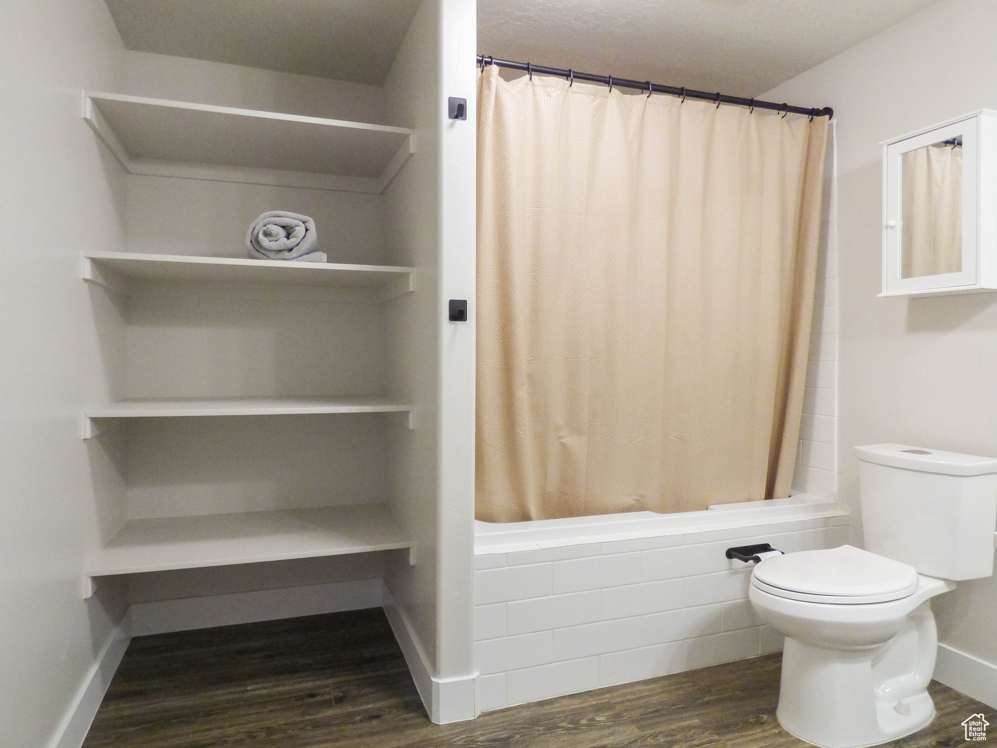 EAGLES LANDING - Residential