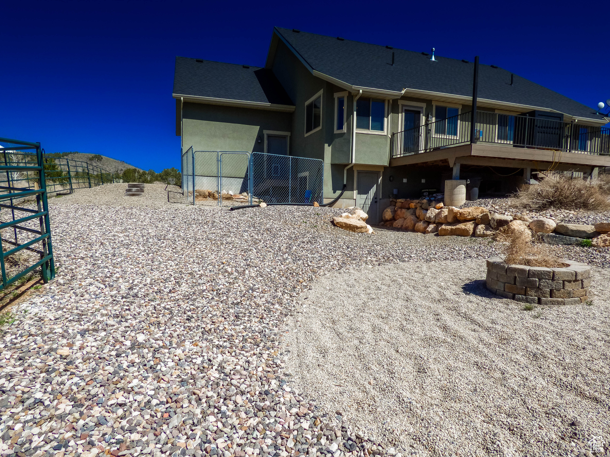 EAGLES LANDING - Residential