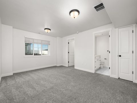 Tiny photo for 920 N HILLCREST LN, Lehi, UT 84048 (MLS # 2142401)