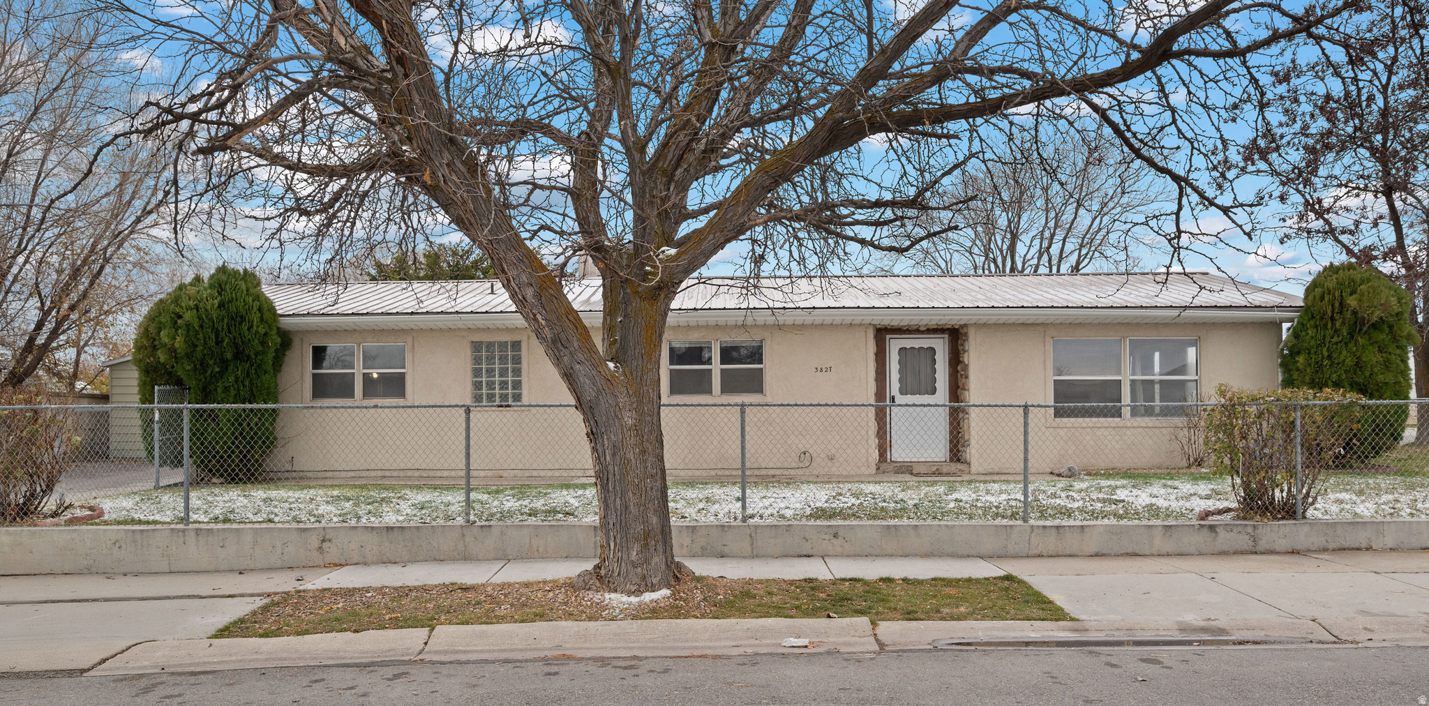 THE COUNTRY SQUIRE - Residential