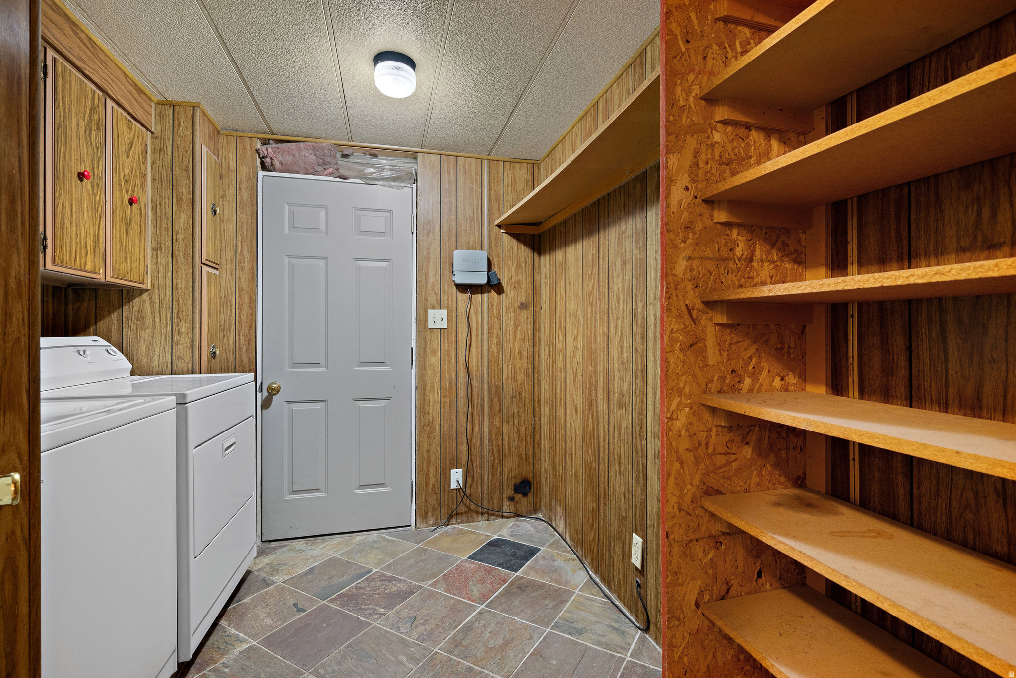 THE COUNTRY SQUIRE - Residential