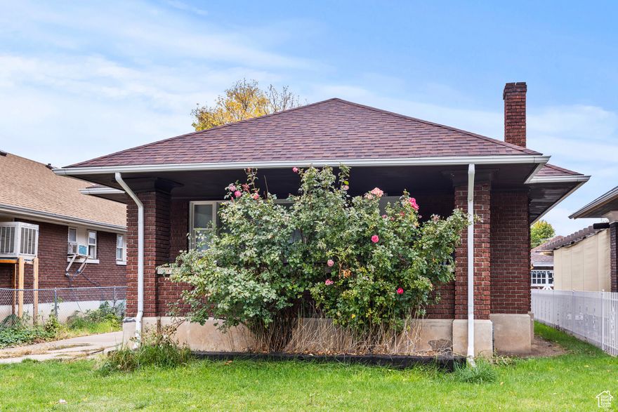 This home is brimming with potential and ready for its next chapter!  A solid home with great bones, classic charm, and a layout that's both functional and comfortable. With a little vision and care, this home can easily be a space that truly shines and feels like home.  Set on a nice-sized lot, there's room to garden, play, or simply enjoy outdoor living. The property's solid structure and timeless charm make it a perfect fit for first-time buyers ready to make it their own, or for investors looking for a property with strong potential and lasting value. Bring your vision and make it your own!  Square footage figures are provided as a courtesy estimate only, buyer is advised to obtain an independent measurement.