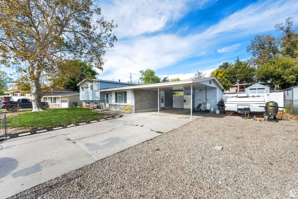 Photo of 1992 W AFTON CIR N, Layton, UT 84041 (MLS # 2119377)