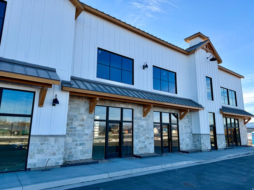 Photo of 1254 S HARWOOD WAY E, Francis, UT 84036 (MLS # 2137094)