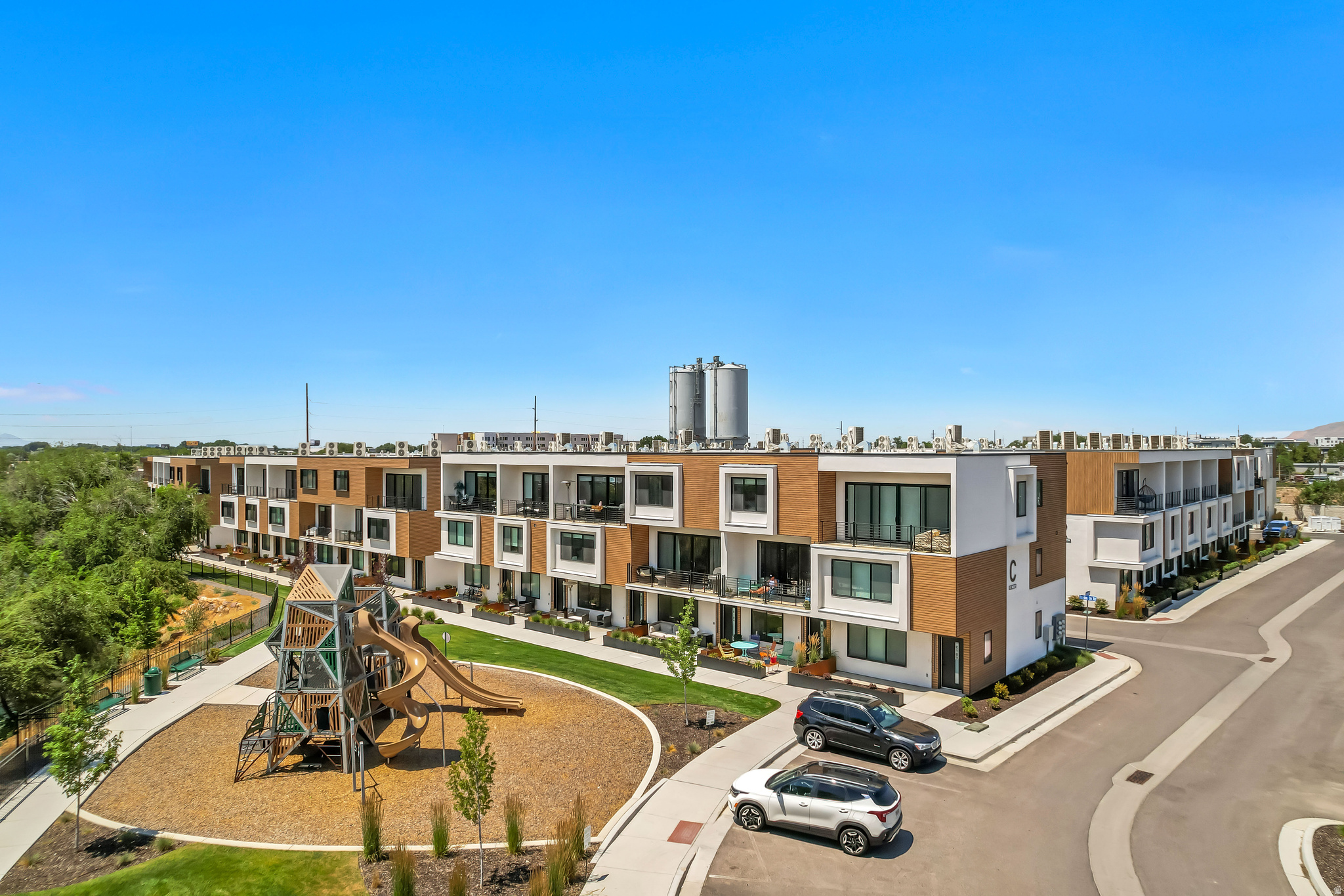 OPUS GREEN - Residential