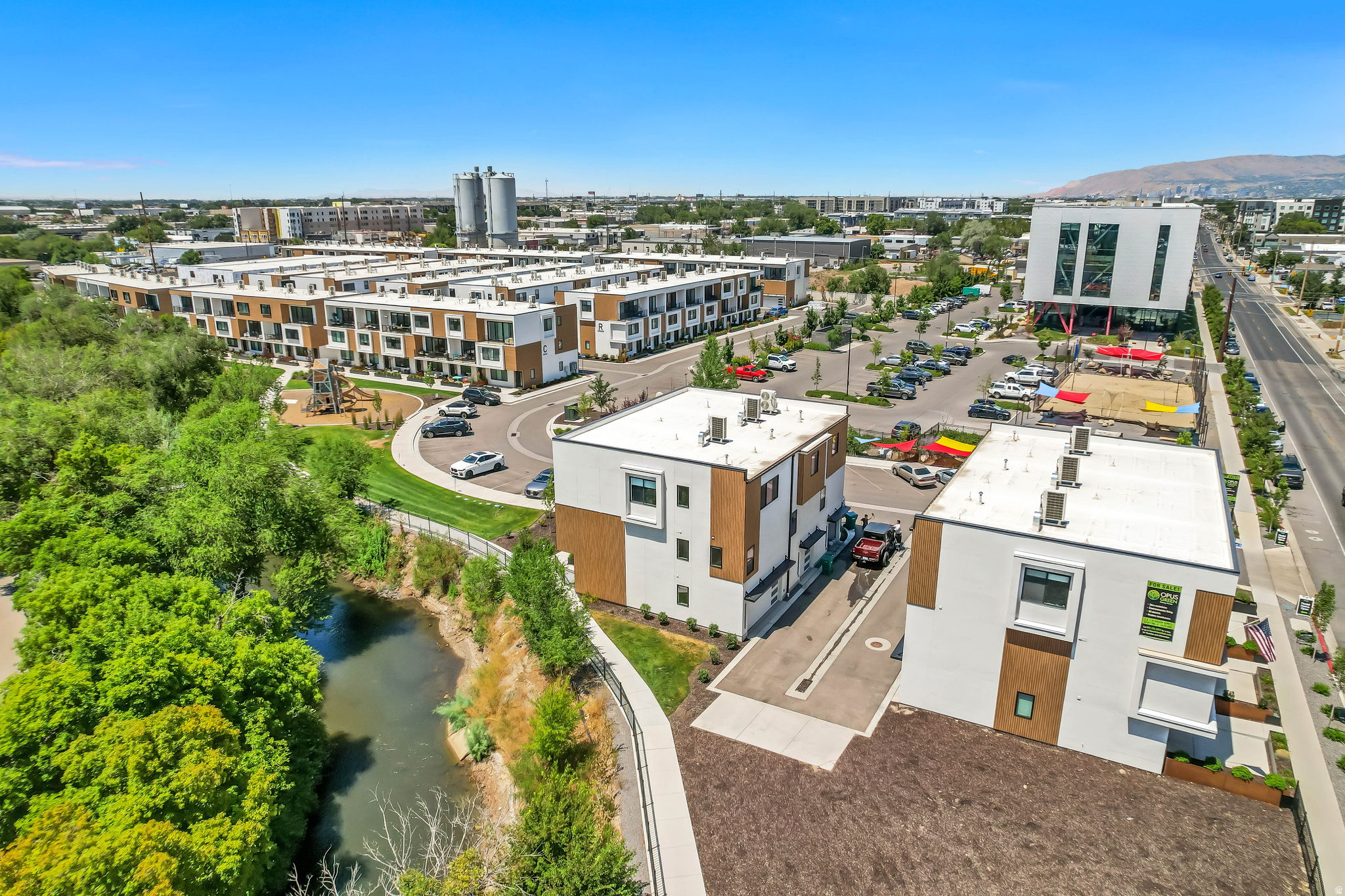 OPUS GREEN - Residential