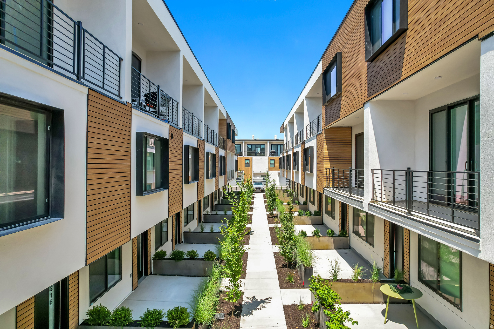 OPUS GREEN - Residential