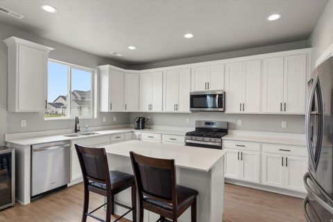 Tiny photo for 4335 W 3490 S, West Haven, UT 84401 (MLS # 2138722)