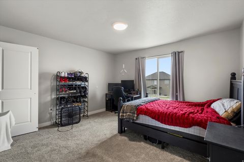 Tiny photo for 4335 W 3490 S, West Haven, UT 84401 (MLS # 2138722)