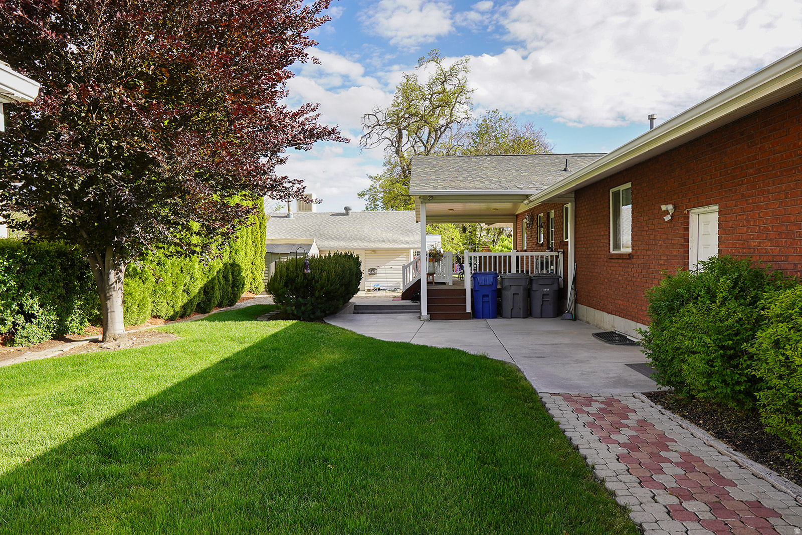 AFTON MEADOWS - Residential