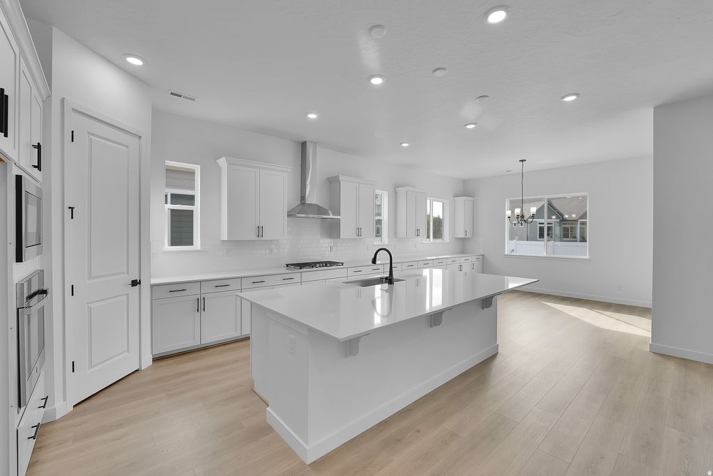 Photo of 243 E POLARIS DR #106, Saratoga Springs, UT 84045 (MLS # 2163411)