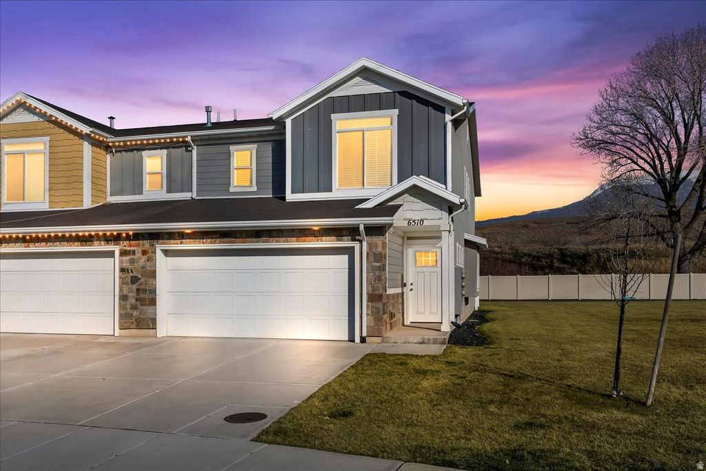 Photo of 6510 S ASPEN LN E, South Weber, UT 84405 (MLS # 2131479)