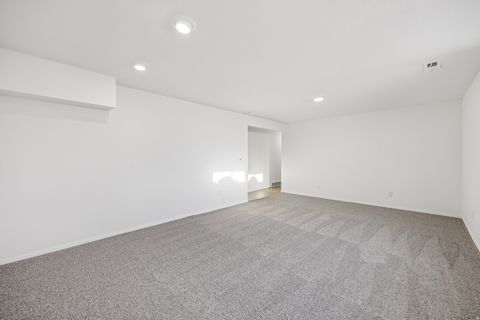 Tiny photo for 3020 W ROSA VISTA DR, Taylorsville, UT 84129 (MLS # 2138909)