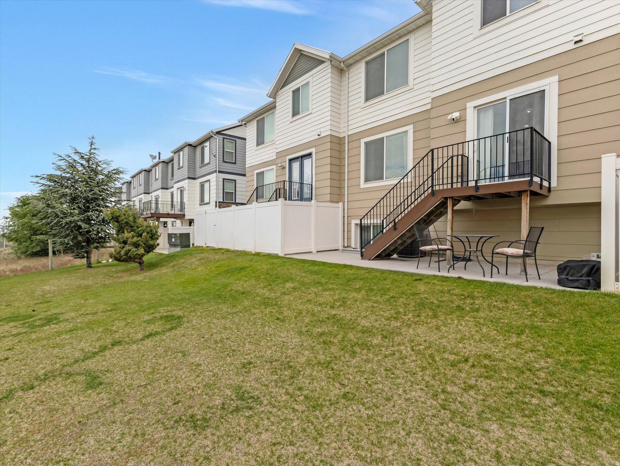 INDEPENDENCE AT THE POINT - Residential