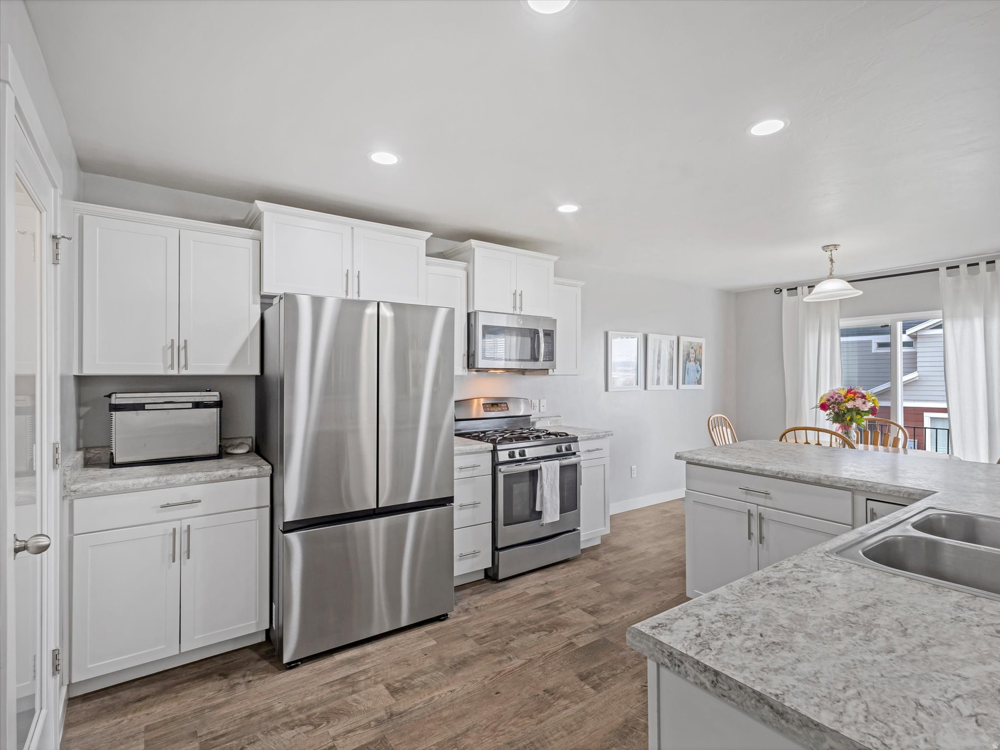 INDEPENDENCE AT THE POINT - Residential