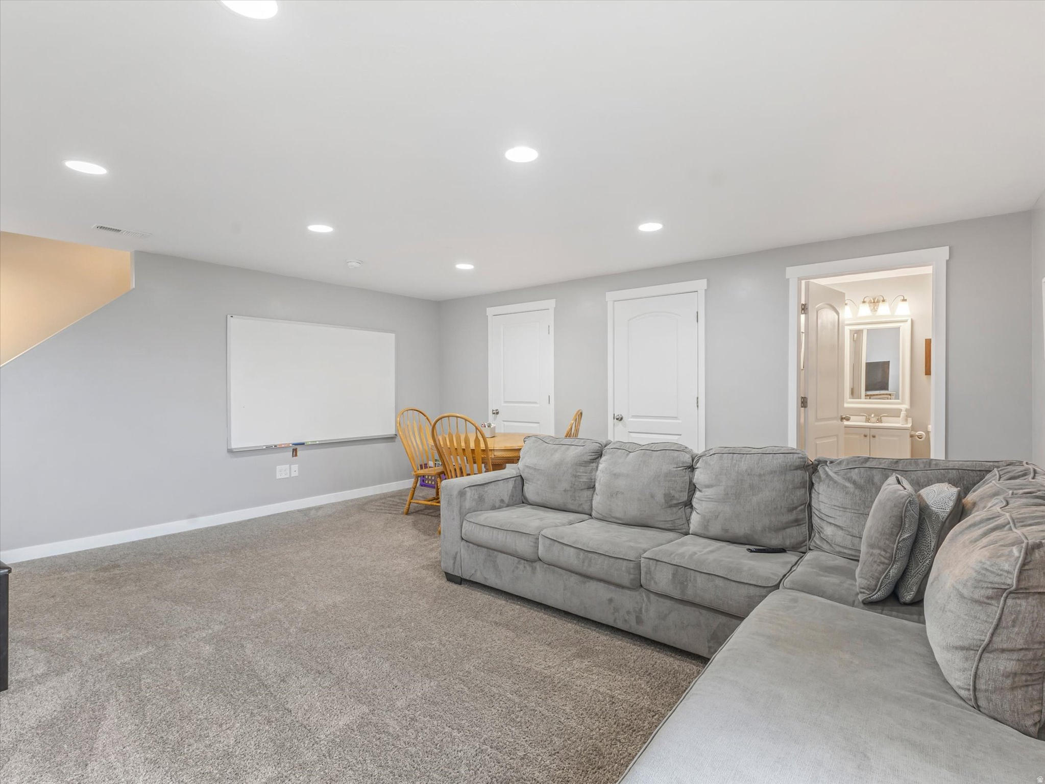 INDEPENDENCE AT THE POINT - Residential