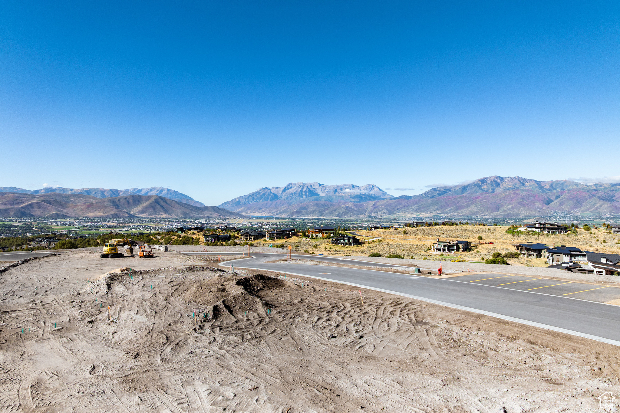 RED LEDGES - Residential