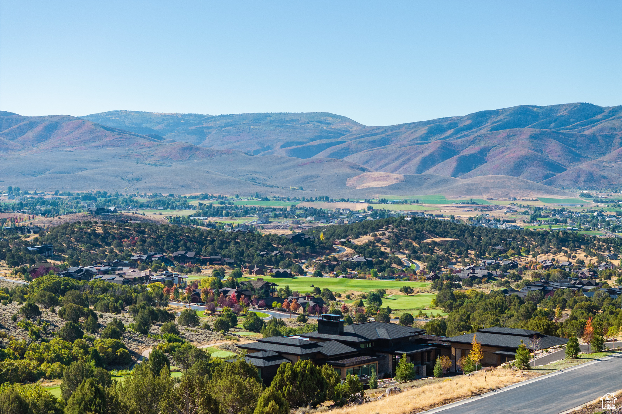 RED LEDGES - Residential