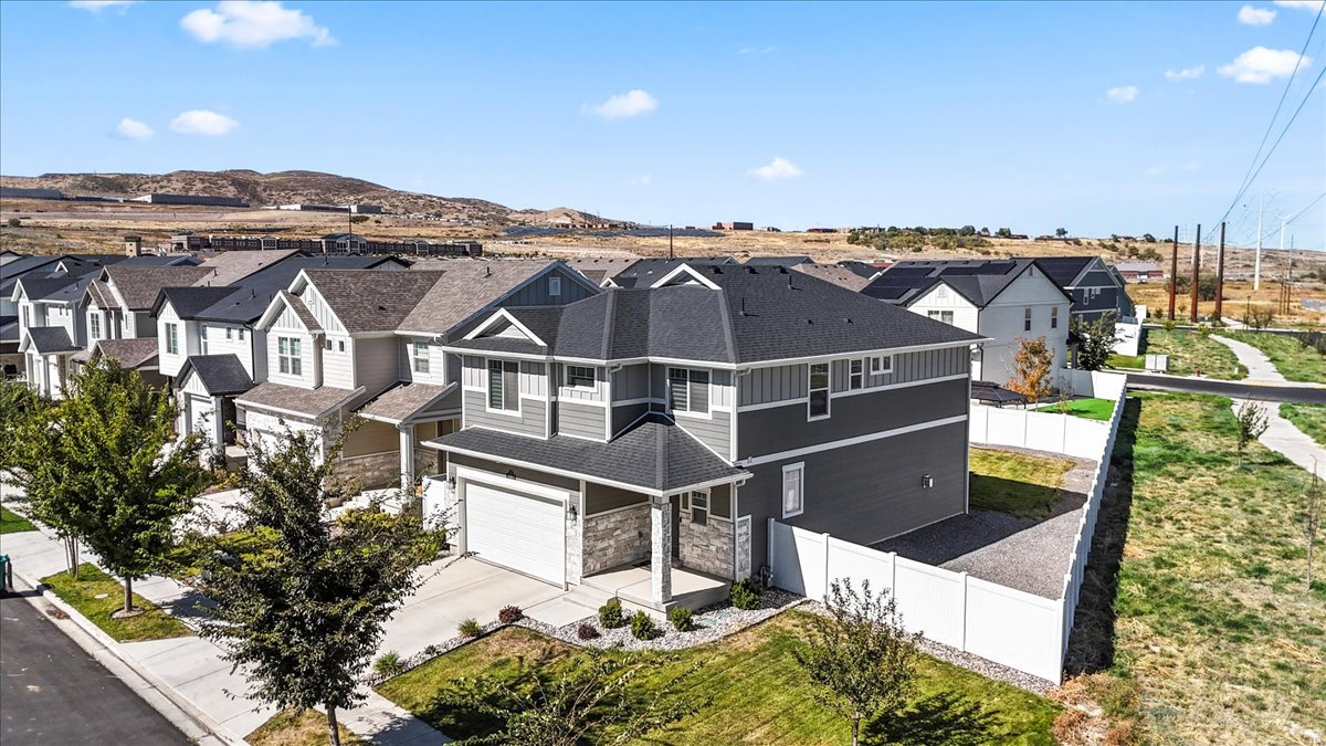 HOLBROOK FARMS - Residential