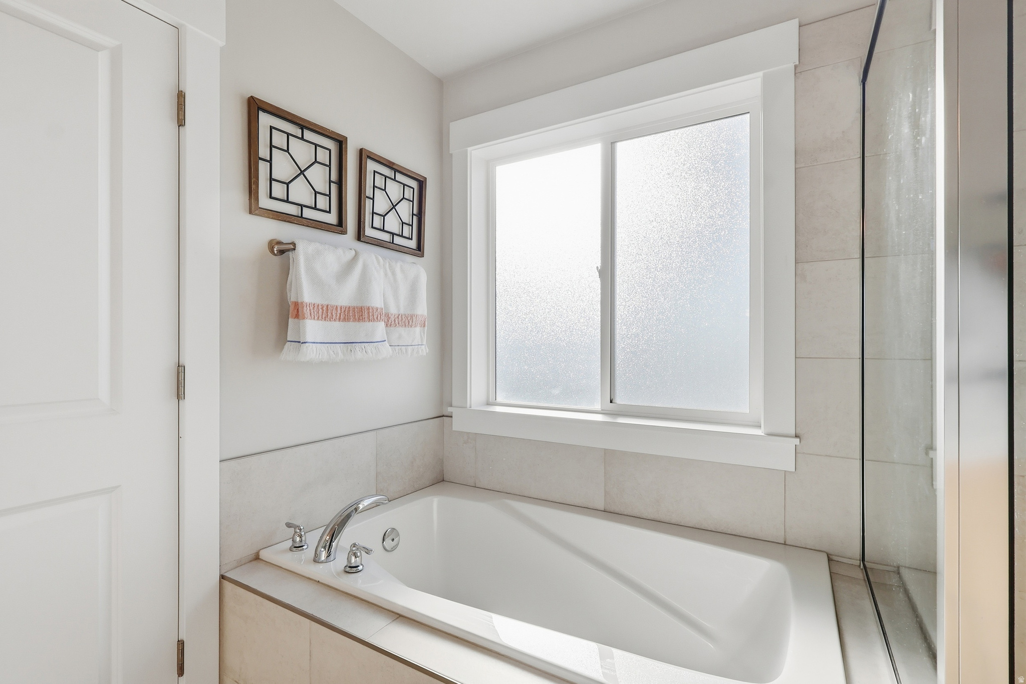 THE COVE - Residential