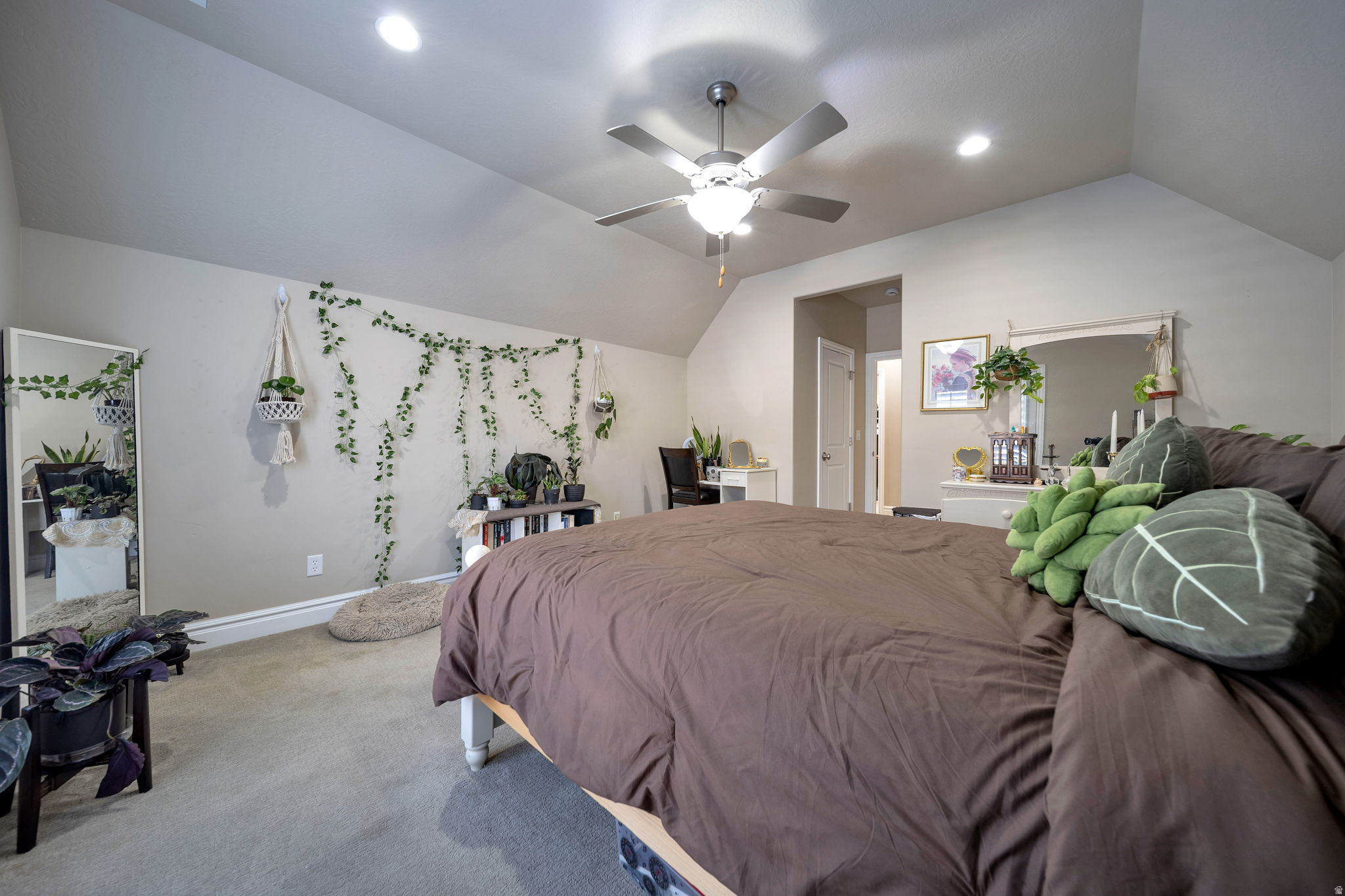 PEPPERWOOD CREEK - Residential Income