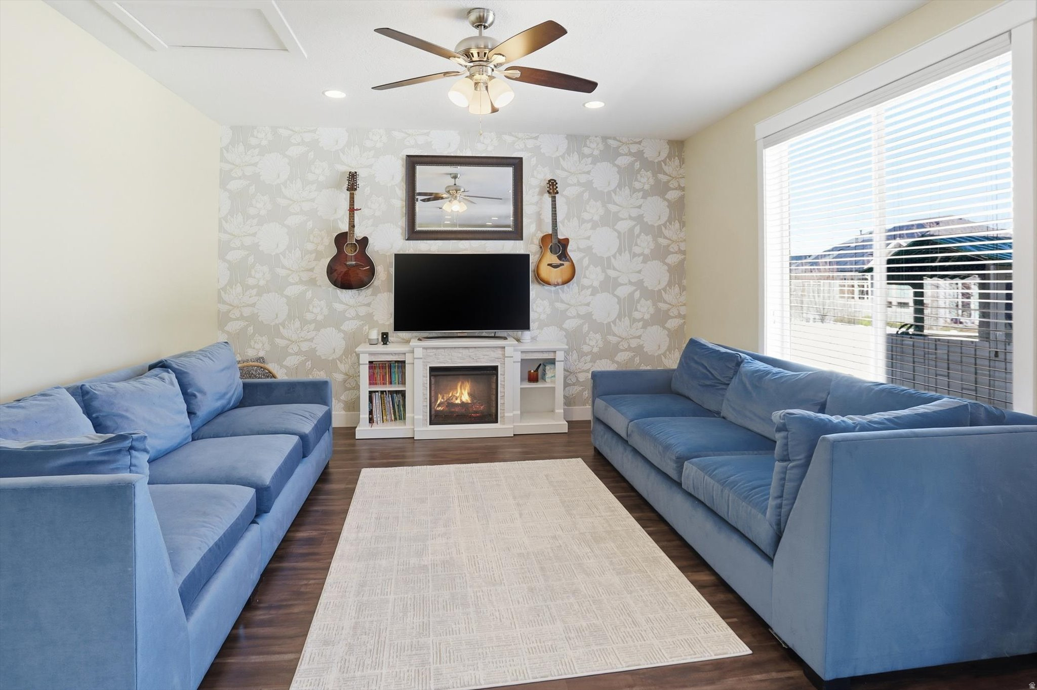 COTTAGES @ CHERRY LN - Residential