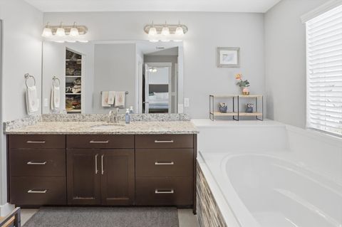 Tiny photo for 2113 E 1200 N, Layton, UT 84040 (MLS # 2144136)