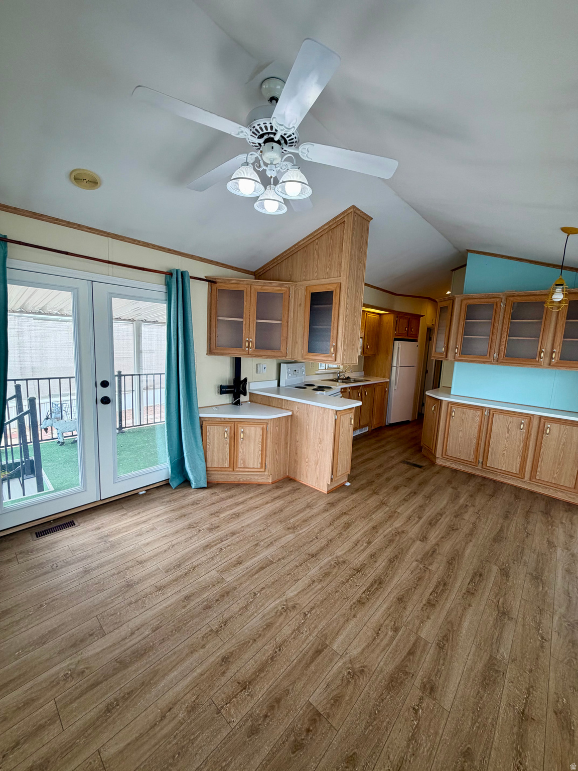 CHEROKEE SPRINGS RV PARK - Residential