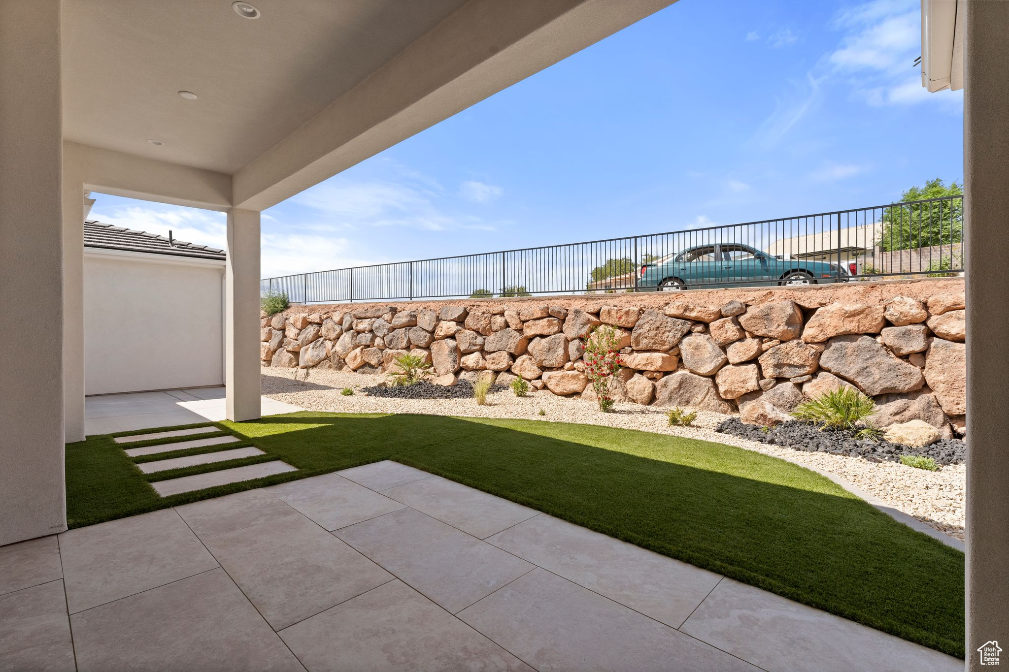 FALCON RIDGE PH 4 - Residential